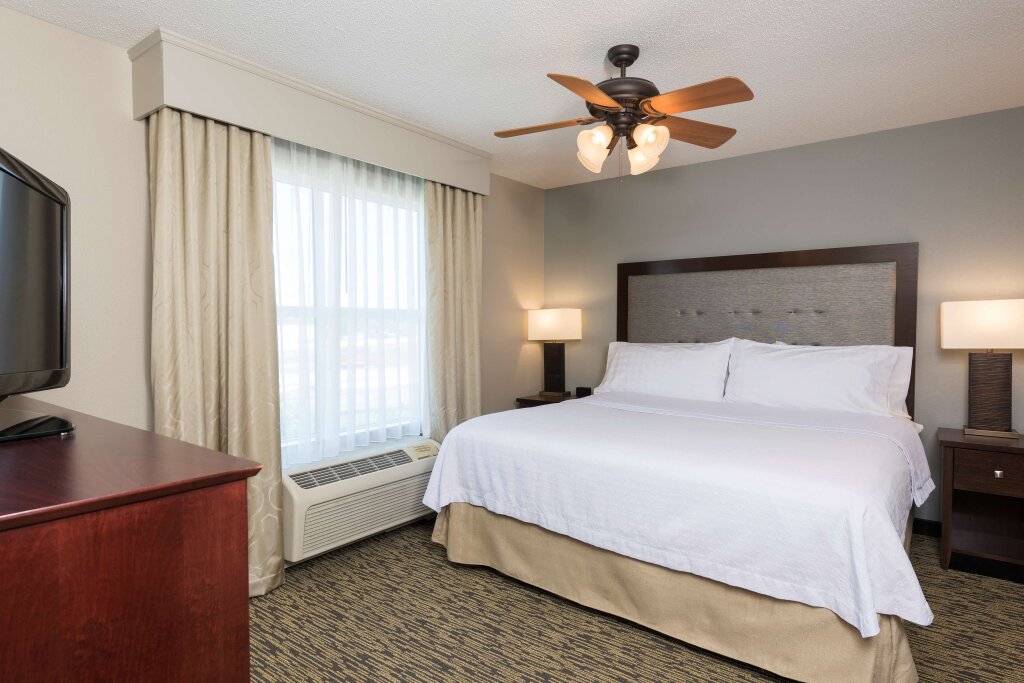 Люкс с 2 комнатами Homewood Suites by Hilton Indianapolis Northwest