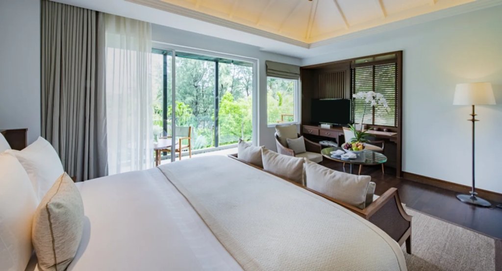 Двухместный номер Premier Anantara Layan Phuket Resort