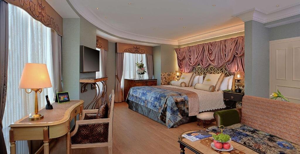 Двухместный люкс Crescent Radisson Blu MBD Hotel Noida