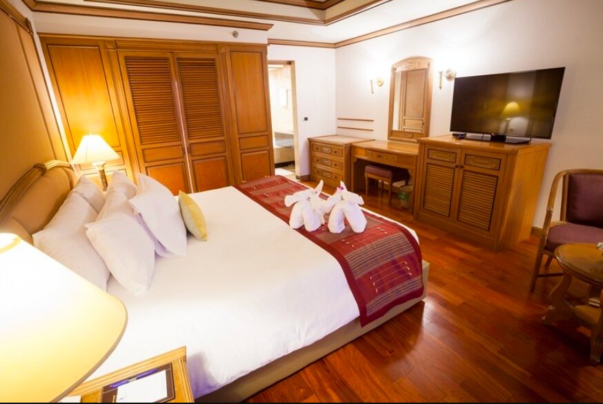 Полулюкс Royal Cliff Beach Hotel Pattaya
