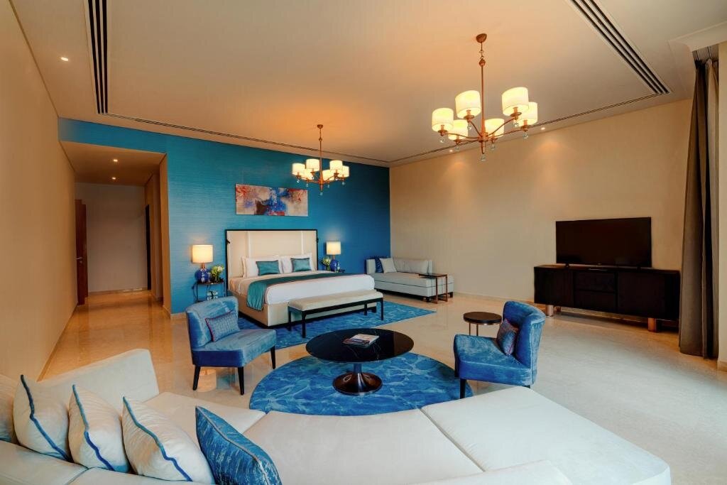 Люкс Luxury с 2 комнатами Rixos The Palm Luxury Suite Collection