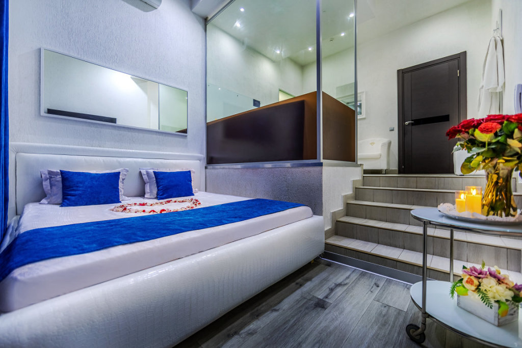 Confort double chambre Alex Hotel on Prosveshcheniya