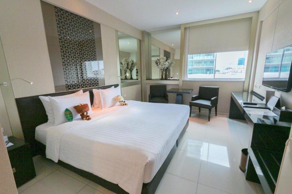 Deluxe plus Double room Mandarin Hotel Managed by Centre Point