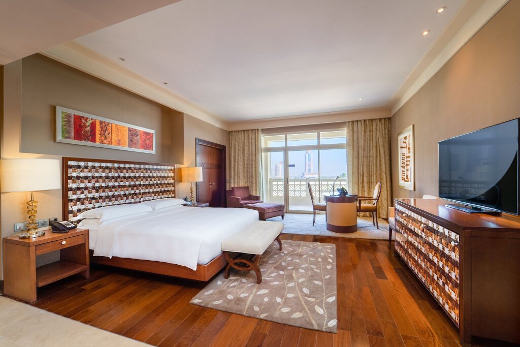 Двухместный люкс Royal Grand Hyatt Doha Hotel & Villas