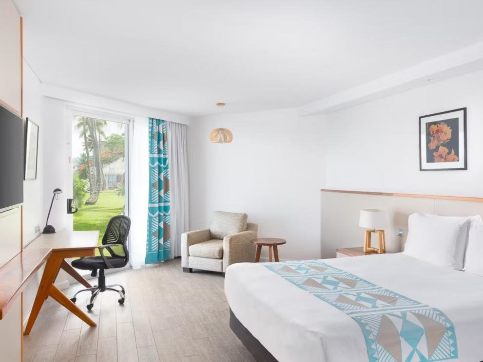 Номер Premium Holiday Inn Suva, an IHG Hotel