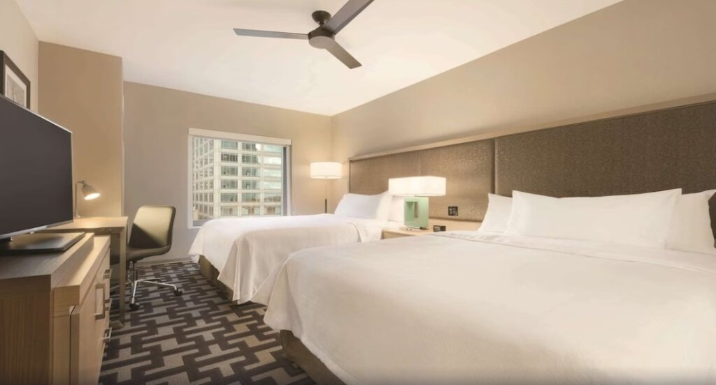Suite quadrupla 1 camera da letto con vista Homewood Suites by Hilton Chicago Downtown West Loop