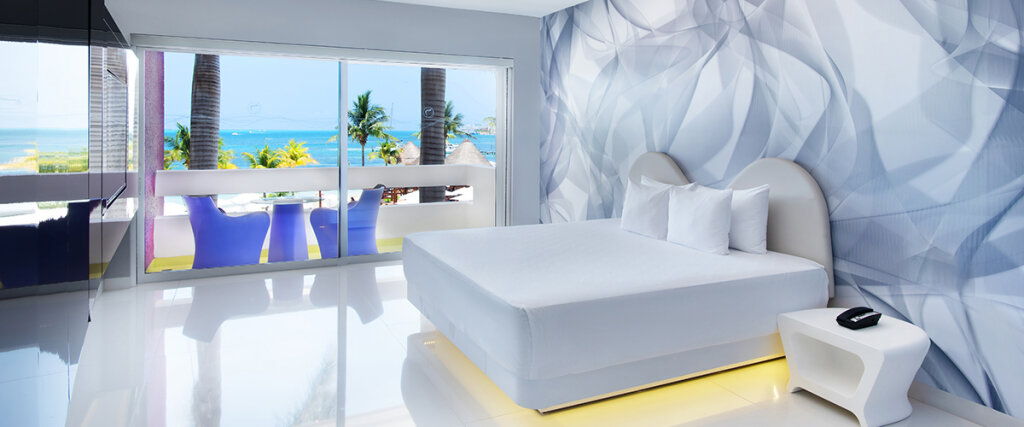 Номер Trendy с видом на океан Temptation Cancun Resort