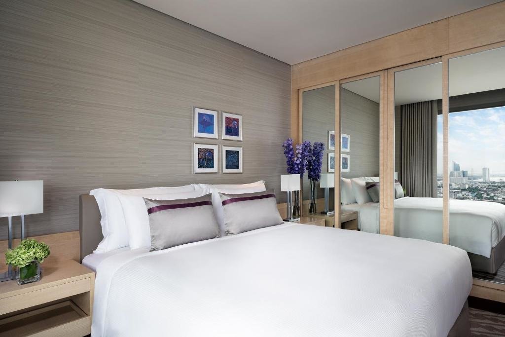 Avani Suite 2 Schlafzimmer mit Flussblick Avani Plus Riverside Bangkok Hotel