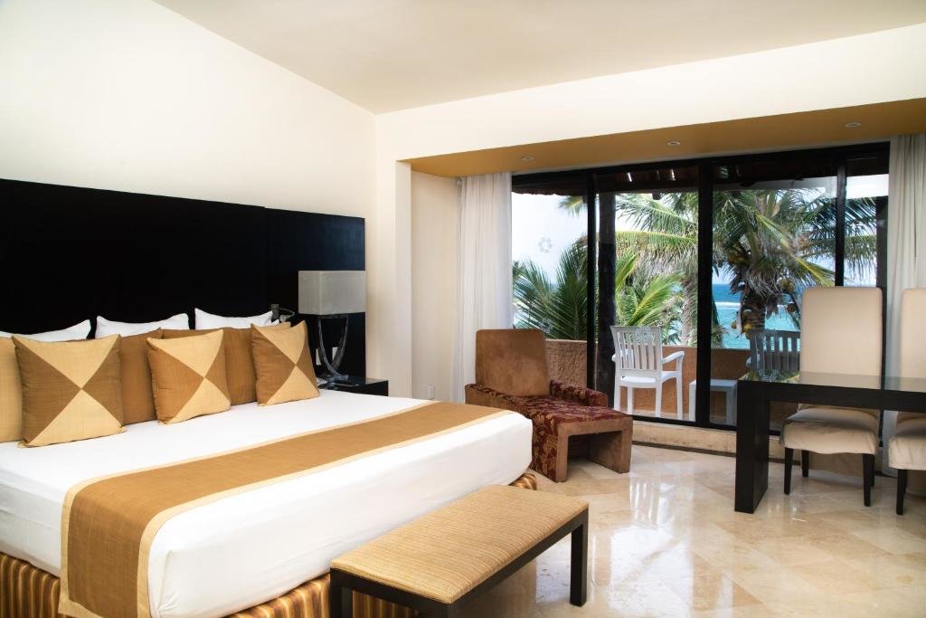 Standard Doppel Zimmer mit Meerblick Grand Oasis Tulum Riviera