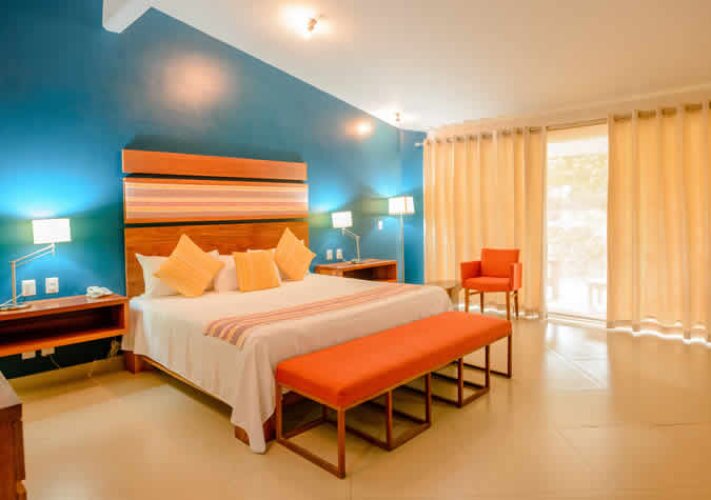 Master Suite Hotel Loma Real