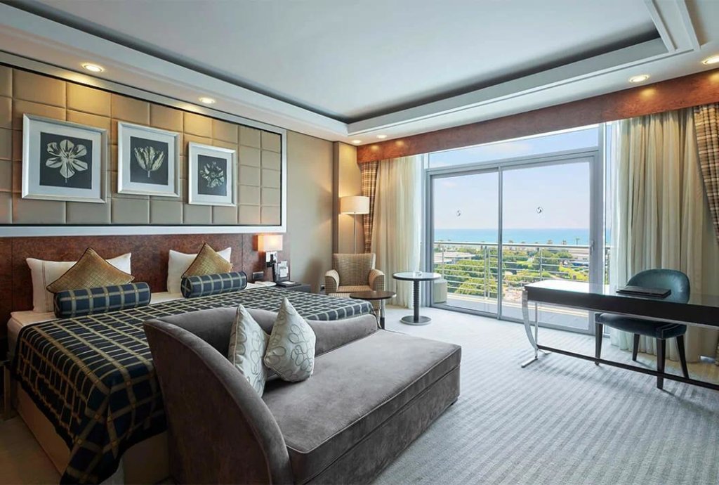 Четырёхместный люкс Presidential Calista Luxury Resort