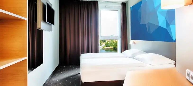 Doppel Zimmer 7 Days Premium Hotel Salzburg-Urstein