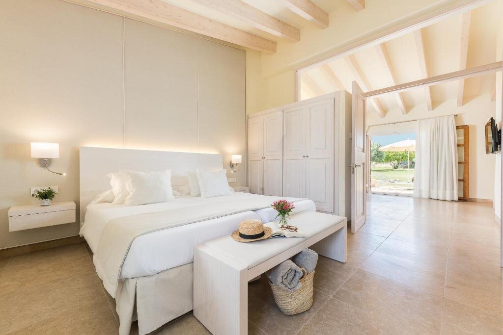 Double Suite with terrace Finca Sa Franquesa Nova