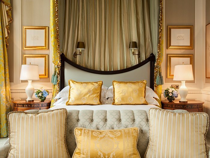 1 Bedroom Lobanov Royal Double Suite Four Seasons Hotel Lion Palace St. Petersburg