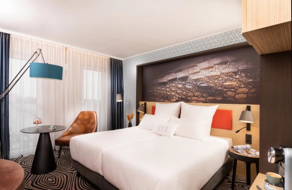 Двухместный номер Down to Earth NYX Hotel Munich by Leonardo Hotels