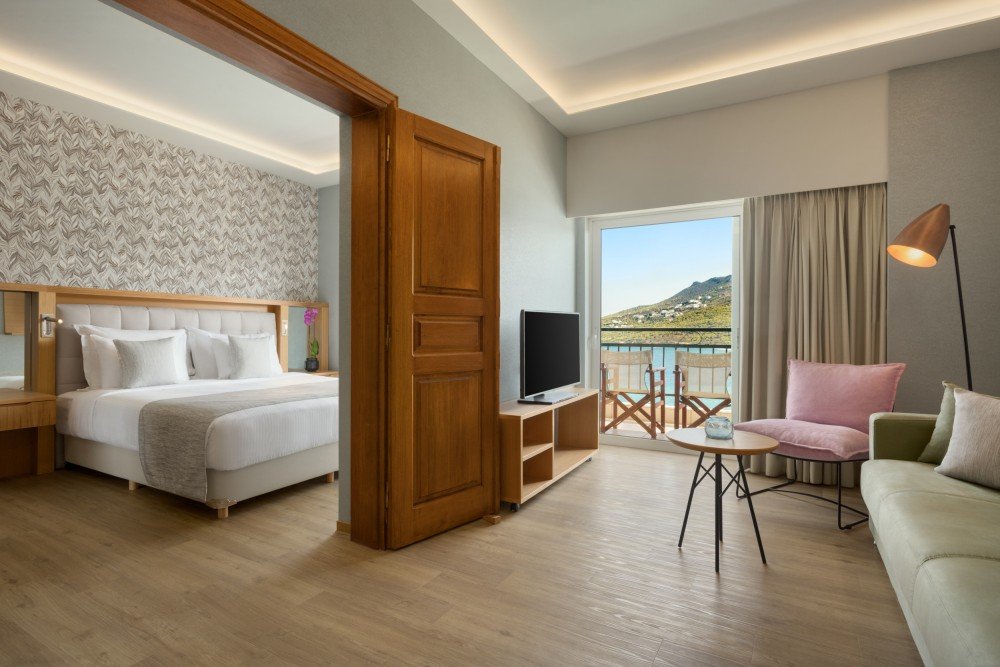 Suite doble De ejecutivo con vista al mar Dolce by Wyndham Athens Attica Riviera