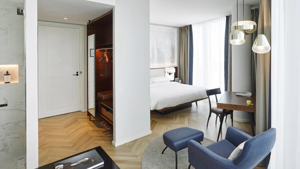 Шестиместный люкс с 3 комнатами Andaz Vienna Am Belvedere - a concept by Hyatt