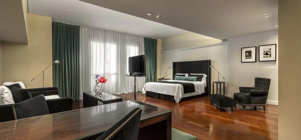 Двухместный люкс Luxury Broadway Hotel & Suites