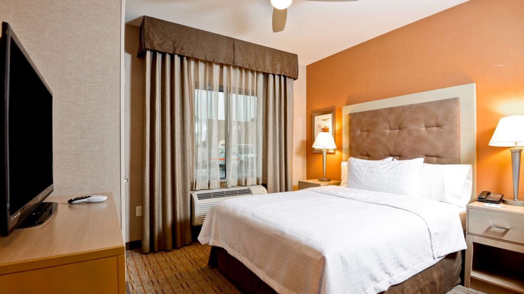 Люкс c 1 комнатой Homewood Suites by Hilton Anaheim Conv Ctr/Disneyland Main