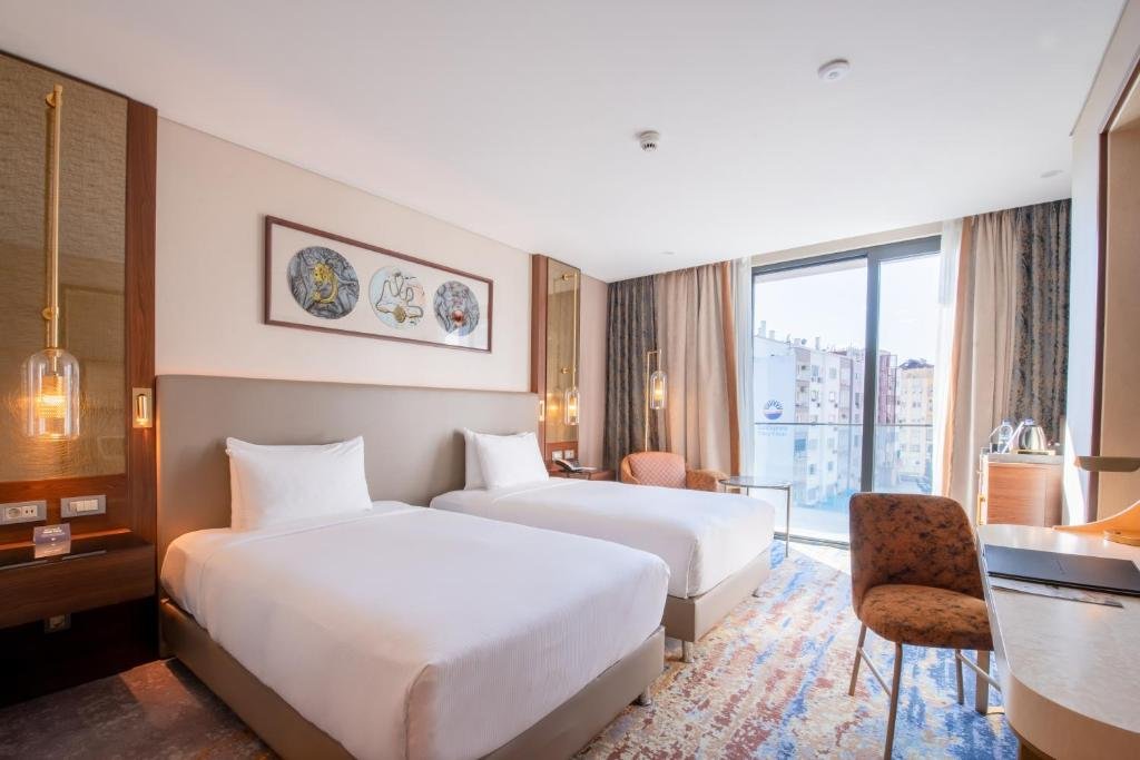 Guest Vierer Zimmer Doubletree By Hilton Antalya City Centre
