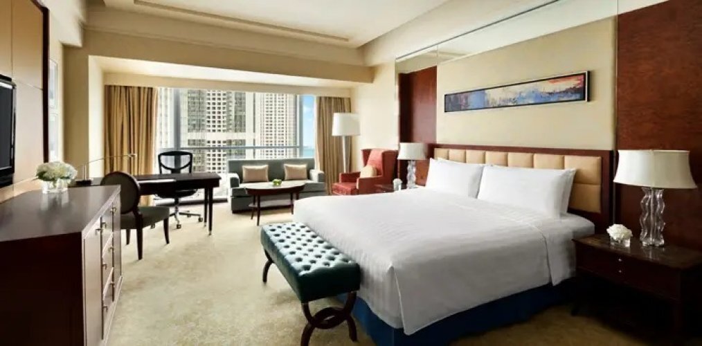 Premier Valley Wing Double room Shangri-La Qingdao - May Fourth Square