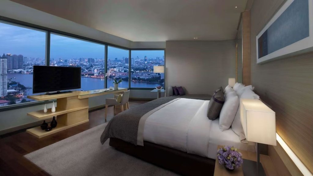 Avani Double Panorama room with river view Avani Plus Riverside Bangkok Hotel
