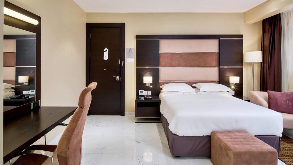 Двухместный люкс Executive c 1 комнатой Protea Hotel by Marriott Kampala Skyz