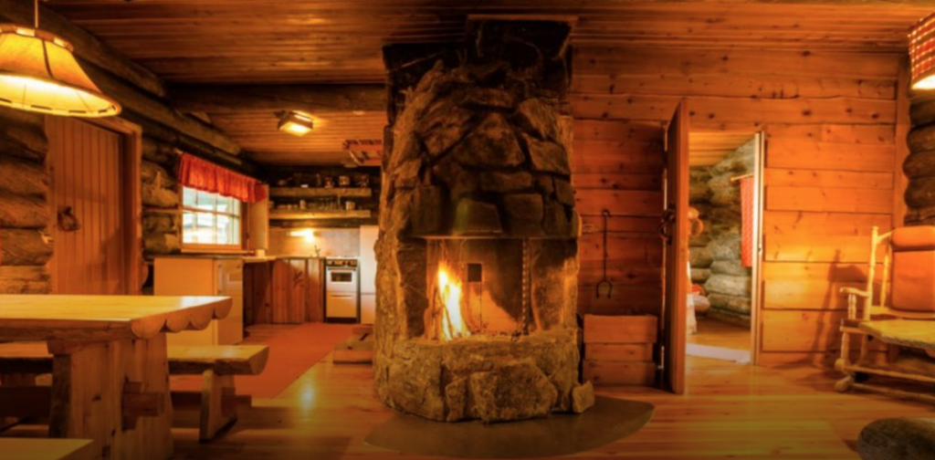 Пятиместное бунгало Kakslauttanen Arctic Resort - Igloos and Chalets