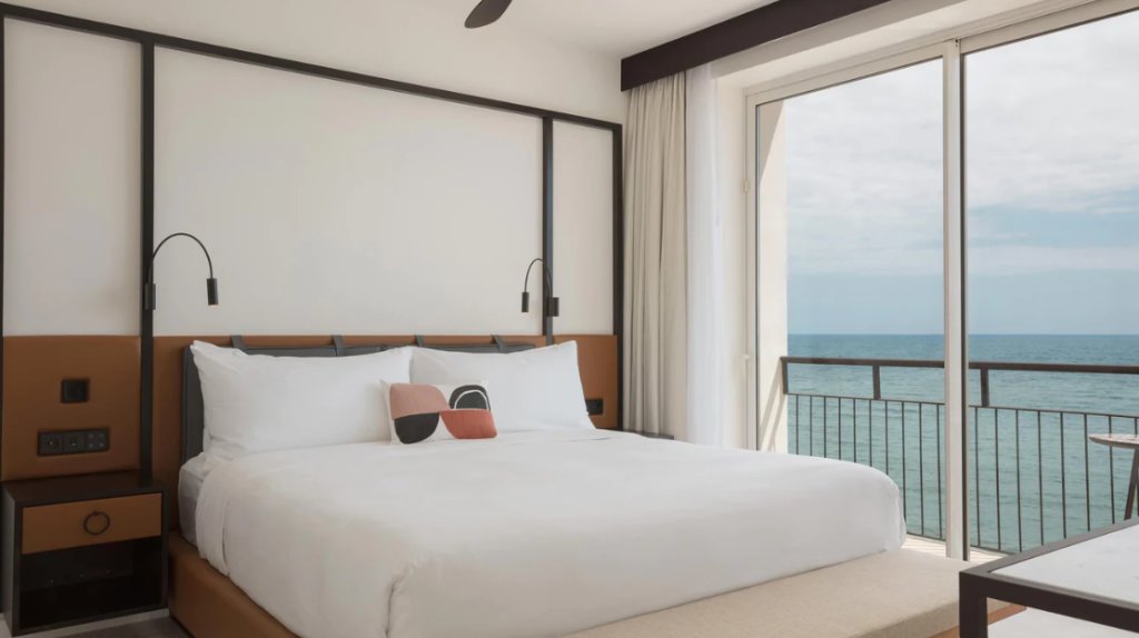 Двухместный люкс с видом на море Hotel Riomar, Ibiza, a Tribute Portfolio Hotel