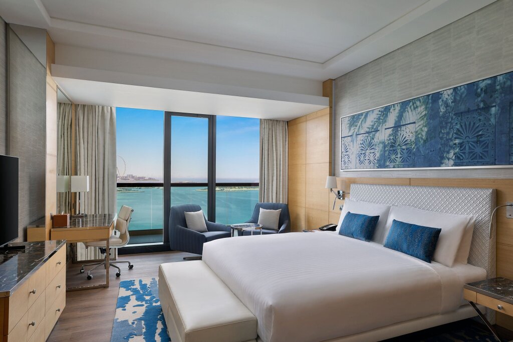 Двухместный люкс Executive Marriott Resort Palm Jumeirah, Dubai
