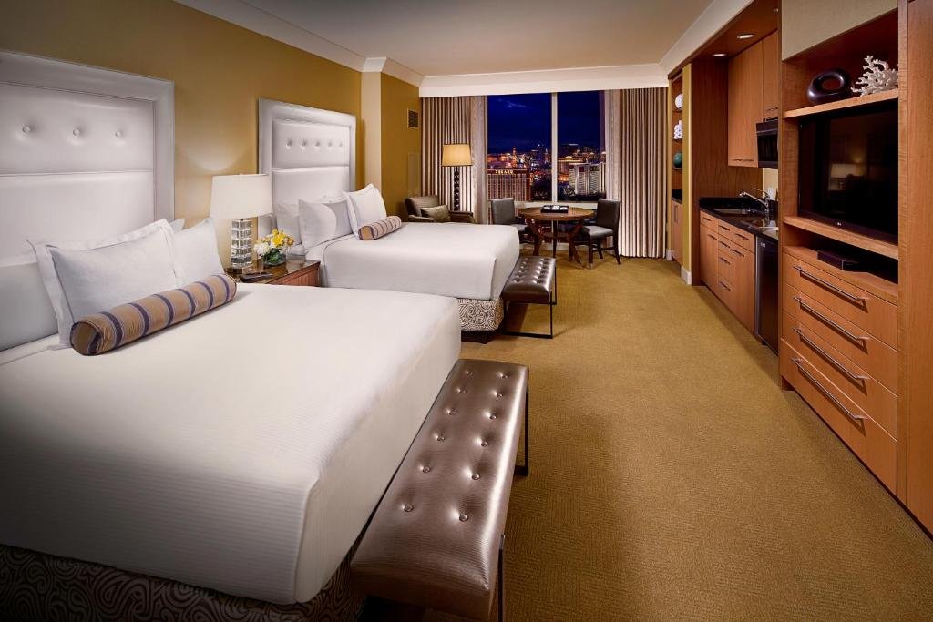 Четырёхместный номер Deluxe Trump International Hotel Las Vegas