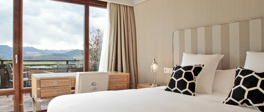 Двухместный Panoramic room Terrace Puebloastur Eco Resort Hotel & Spa