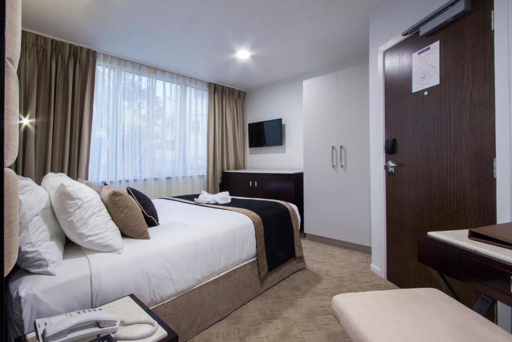 Compact Einzel Zimmer VR Queen Street Hotel & Suites