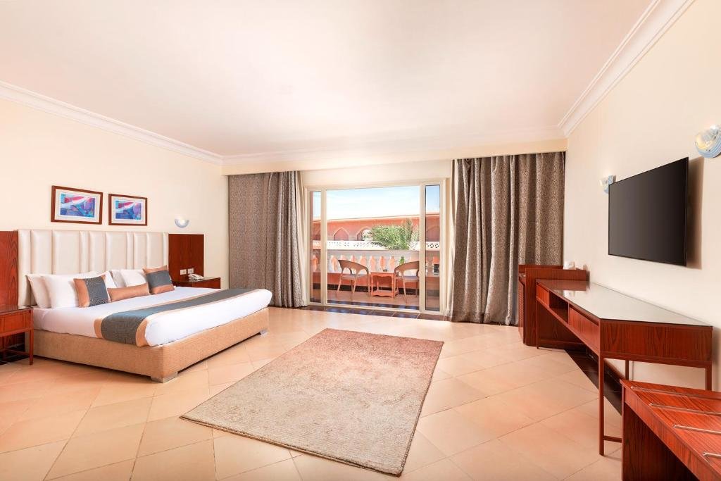 Junior-Suite Pickalbatros Alf Leila Wa Leila Resort - Neverland Hurghada