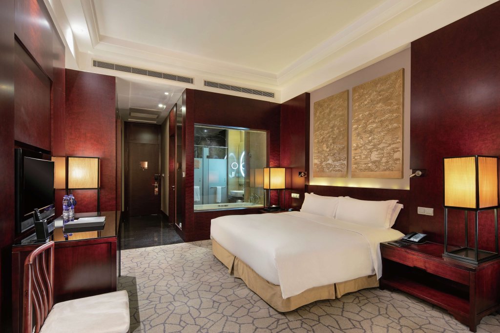Четырёхместный люкс дуплекс с 2 комнатами Hilton Beijing Capital Airport