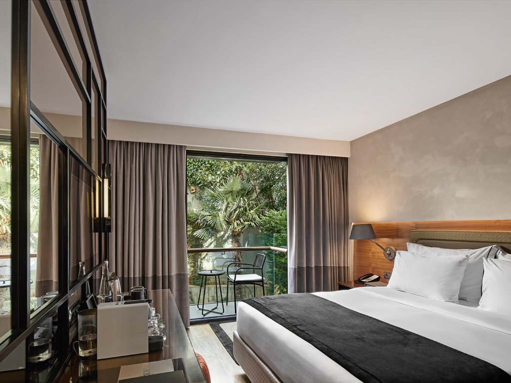 Deluxe Double room with garden view Gezi Hotel Bosphorus, Istanbul, a Member of Design Hotels