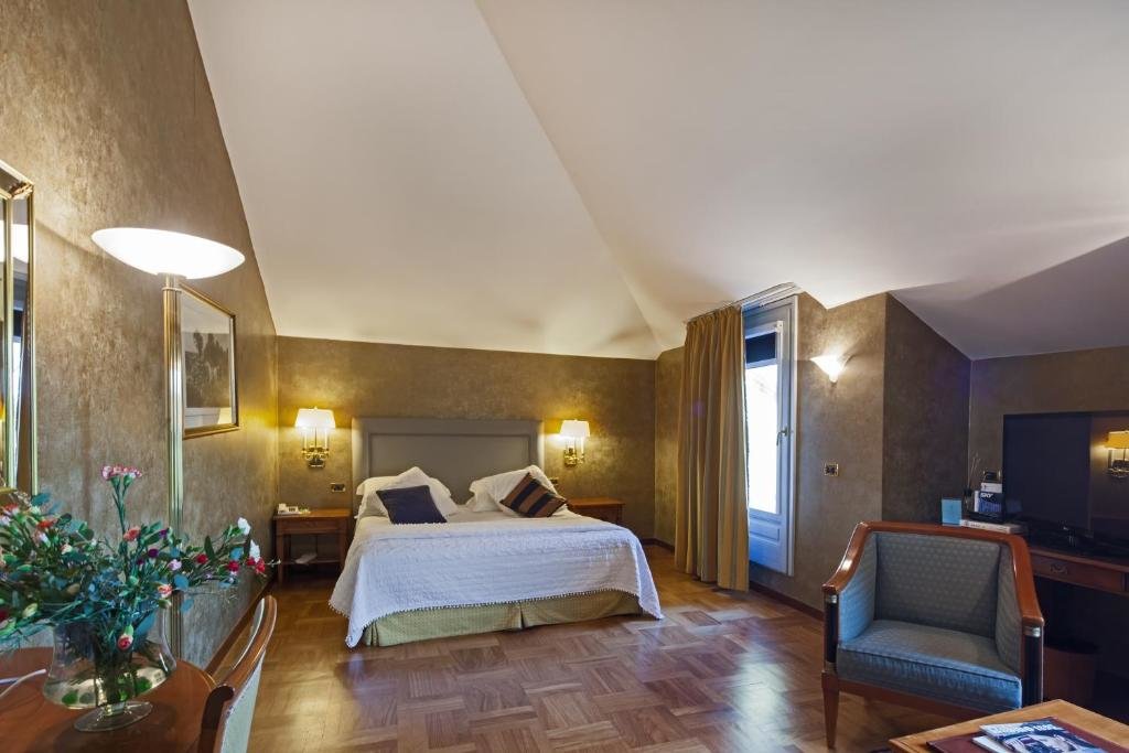 Suite quíntuple familiar Hotel Palazzo Lovera