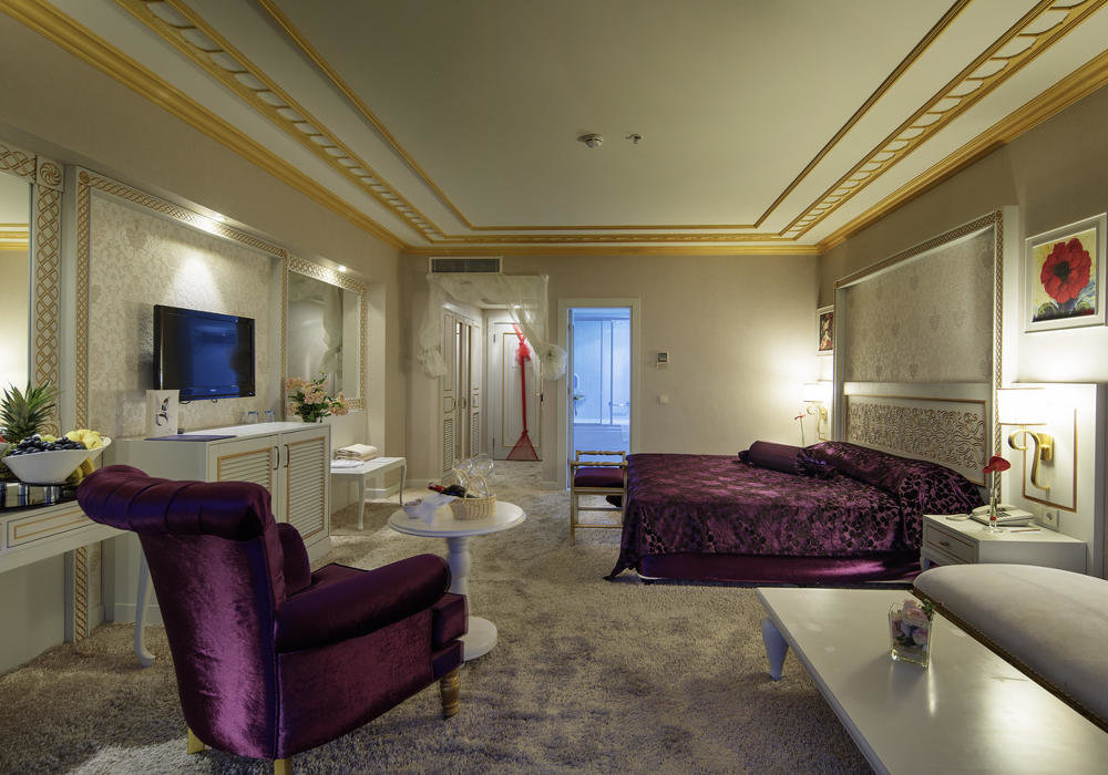 Четырёхместный люкс Pasha Crystal Palace Luxury Resort & Spa