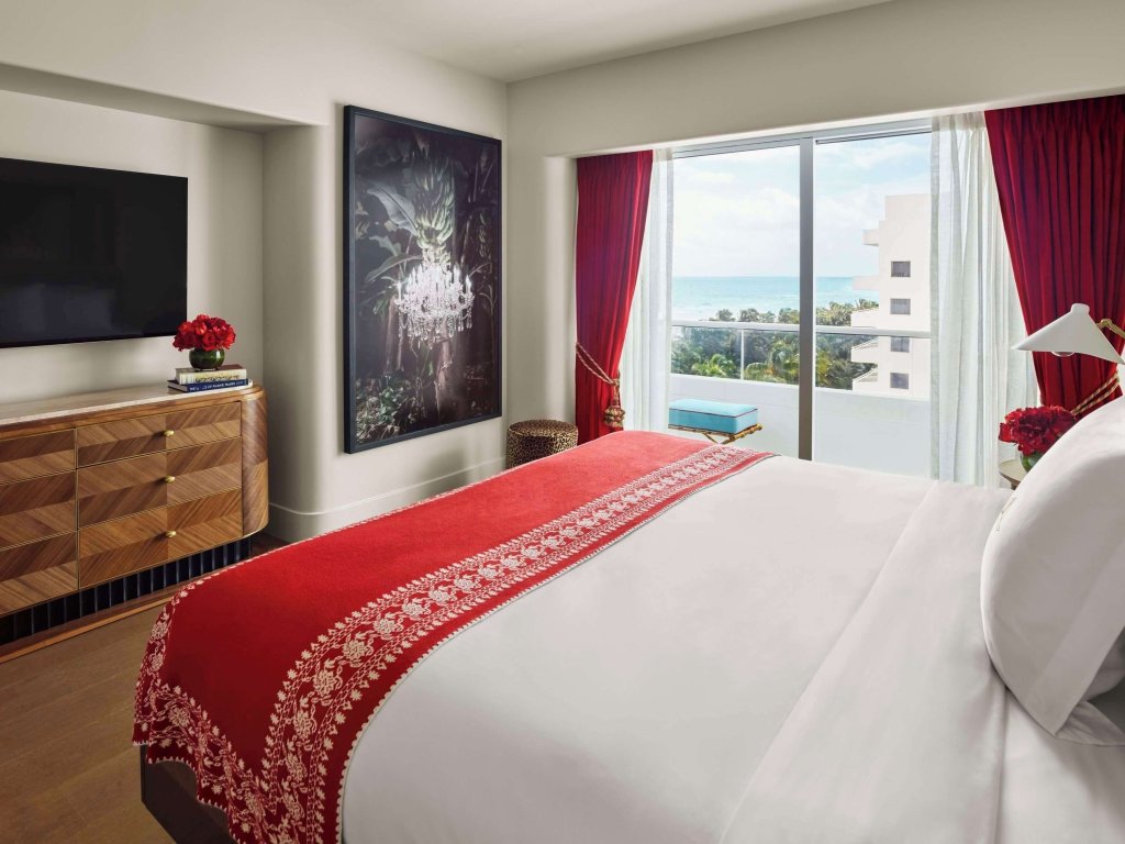 Двухместный номер Standard с частичным видом на океан Faena Hotel Miami Beach
