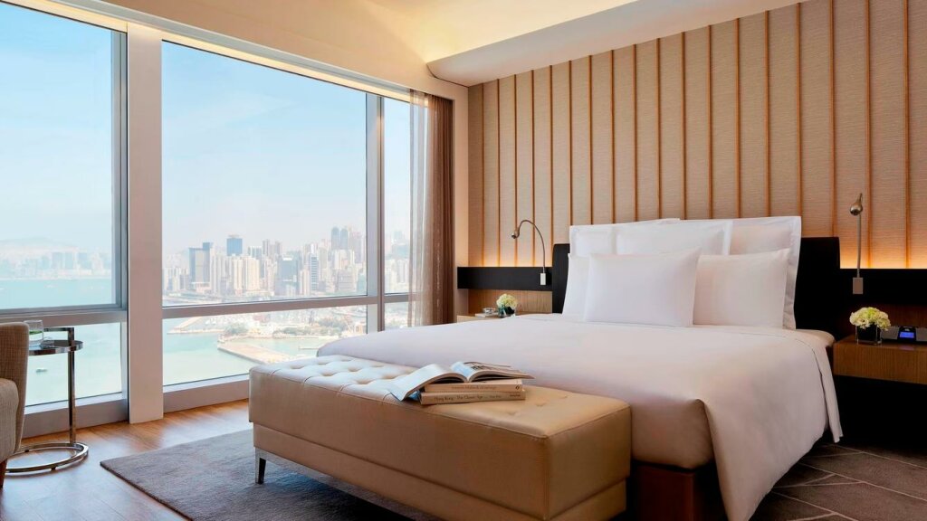 Suite doble 1 dormitorio con vista al puerto Renaissance Hong Kong Harbour View Hotel