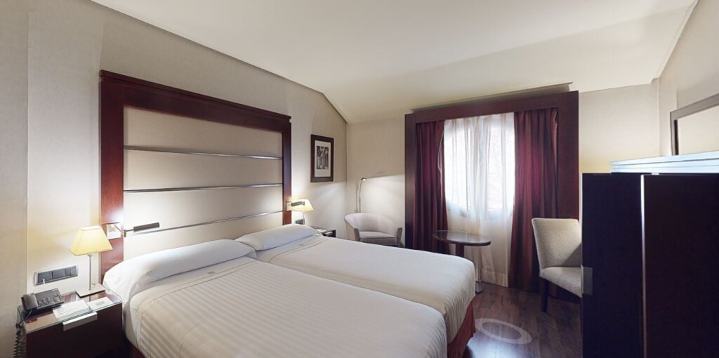 Двухместный номер Standard Hotel Badajoz Center