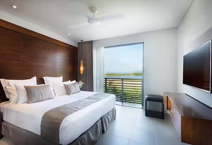 Четырёхместный люкс Пентхаус с 2 комнатами Hilton Fiji Beach Resort and Spa