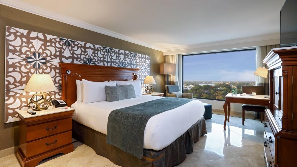 M Club Guest room Villahermosa Marriott Hotel
