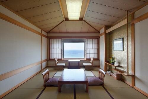 Japanese style Triple room Hotel Izukyu