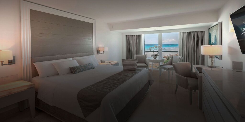 Номер Royale Deluxe с частичным видом на океан Le Blanc Spa Resort Cancun Adults Only All-Inclusive