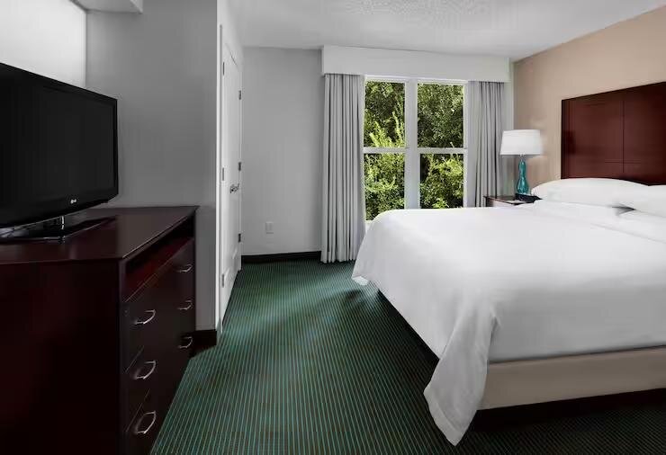Двухместный номер Accessible Embassy Suites by Hilton Orlando Lake Buena Vista Resort