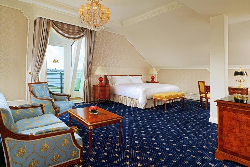 Двухместный полулюкс Executive Hotel Imperial, a Luxury Collection Hotel, Vienna