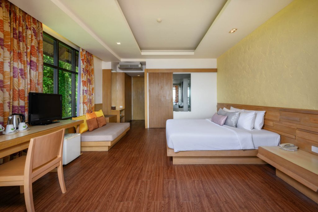 Двухместный номер Superior с видом на море Karon Phunaka Resort