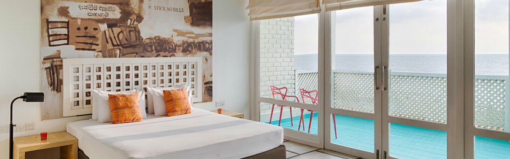 Double Suite with ocean view Hotel J Negombo
