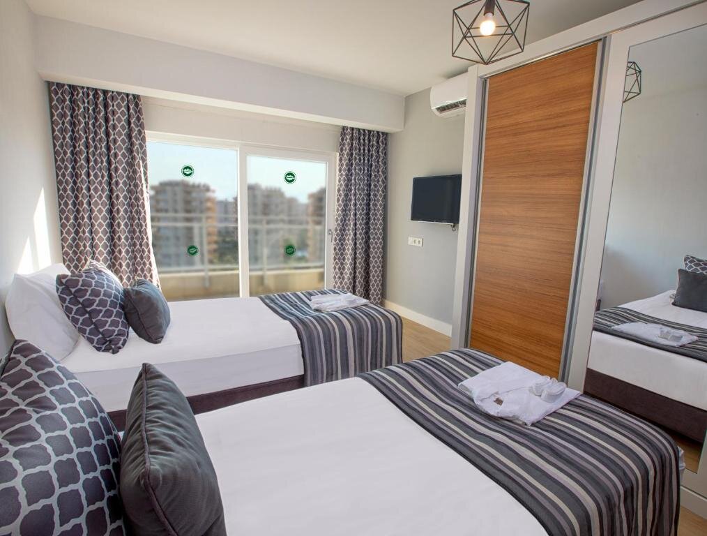 2 Bedrooms Quadruple Suite Greenwood Suites Resort